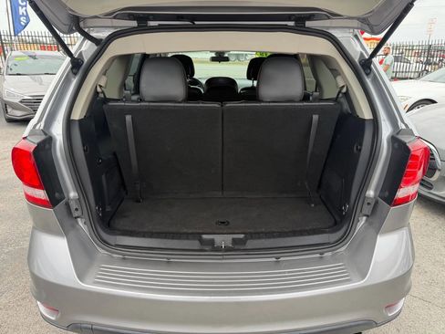 Used 2018 Dodge Journey GT image 12