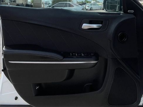 Used 2018 Dodge Charger SXT Plus RWD image 29