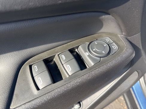 Used 2024 Chevrolet Equinox LT FWD image 13