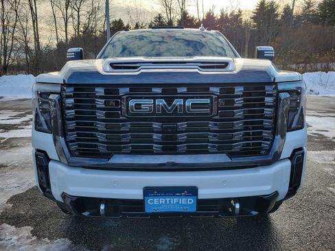 Certified 2024 GMC Sierra 2500 Denali Ultimate image 2