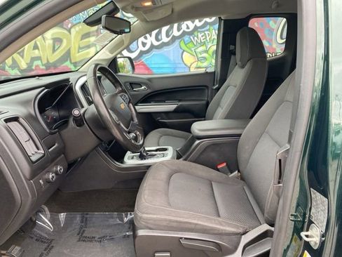 Used 2015 Chevrolet Colorado LT AWD/4WD image 8