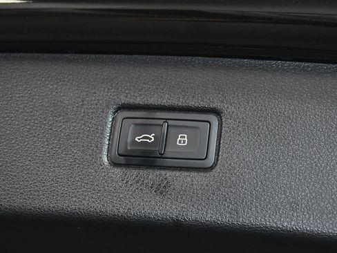 Used 2026 Audi Q7 2.0T Premium Plus w/ Premium Plus Package AWD/4WD image 70