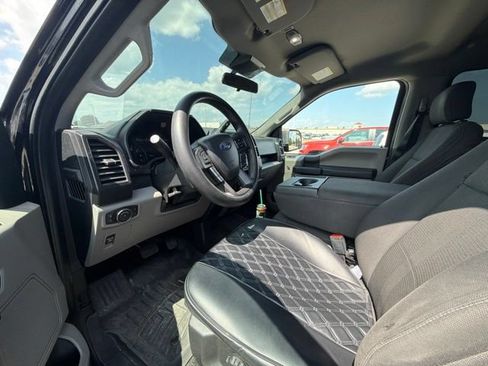 Used 2019 Ford F150 XL w/ Equipment Group 101A Mid AWD/4WD image 8