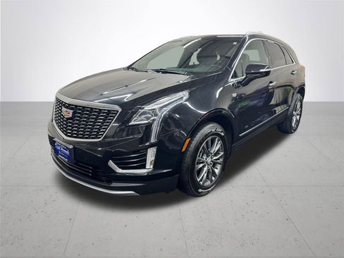 Used 2023 Cadillac XT5 Premium Luxury image 2