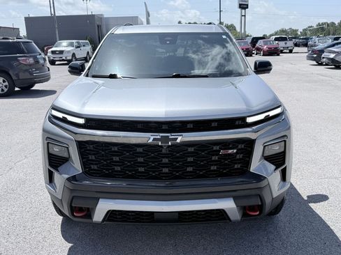 Used 2024 Chevrolet Traverse Z71 AWD/4WD image 7