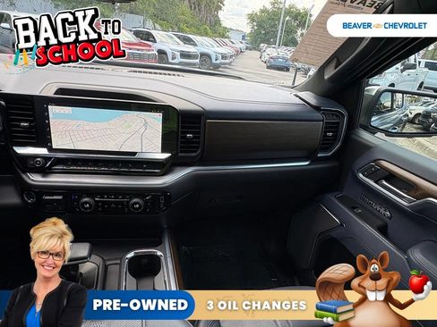 Used 2025 Chevrolet Silverado 1500 High Country w/ Technology Package AWD/4WD image 17