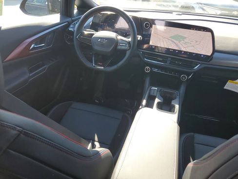 New 2026 Chevrolet Equinox EV RS image 12