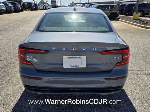 Used 2024 Volvo S60 B5 Core FWD image 11