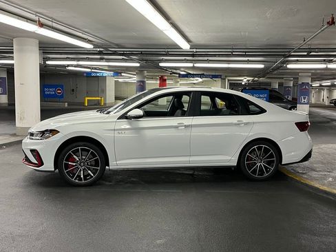 New 2026 Volkswagen Jetta GLI Autobahn FWD image 32