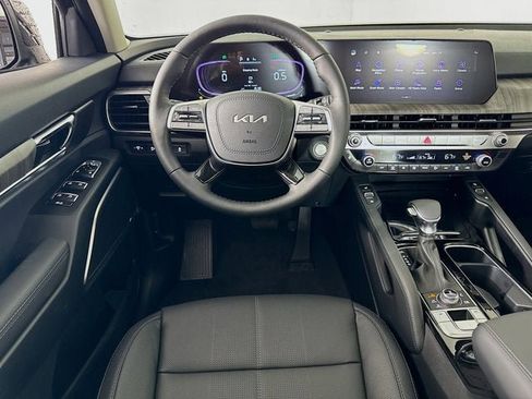 New 2025 Kia Telluride EX image 24