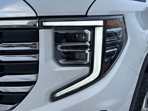 New 2026 GMC Sierra 1500 SLT w/ SLT Premium Plus Package image 5