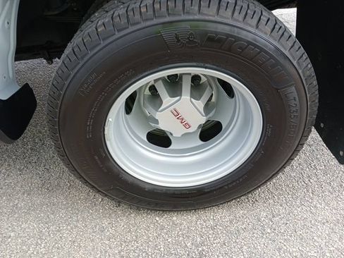 Used 2026 GMC Sierra 3500 Pro AWD/4WD image 56