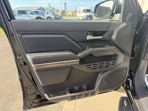 Used 2024 Toyota Tacoma TRD Off-Road w/ TRD Off Road Premium Package image 14