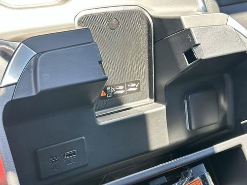 Used 2026 GMC Sierra 1500 SLT w/ SLT Premium Plus Package image 42