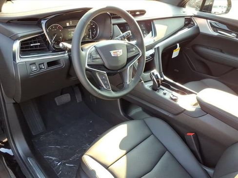 New 2025 Cadillac XT5 Premium Luxury w/ LPO, Floor Liner Package image 3