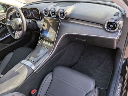 Used 2022 Mercedes-Benz C 300 Sedan image 40