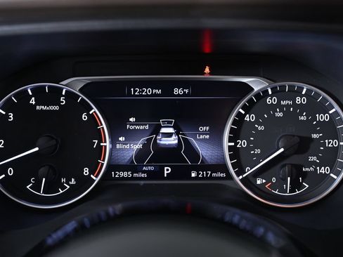 Certified 2023 Nissan Rogue SV AWD/4WD image 14