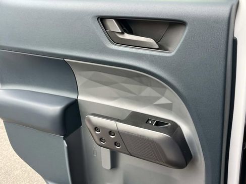 New 2025 Ford Maverick Lariat w/ Black Appearance Package image 18