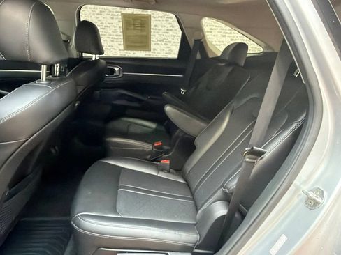 Used 2022 Kia Sorento SX FWD image 14