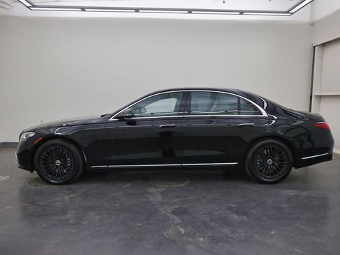 Used 2023 Mercedes-Benz S 580 S 580 image 5