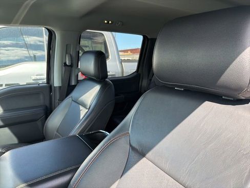 Used 2022 Ford F150 Lariat image 11