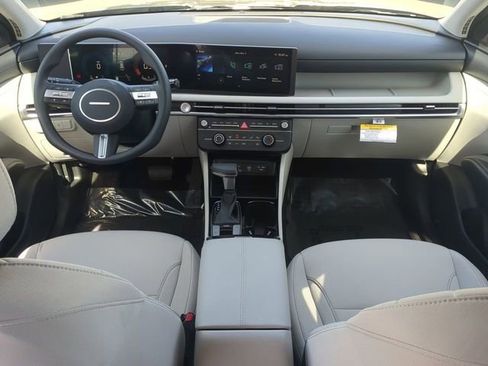 New 2025 Hyundai Tucson SE FWD image 15