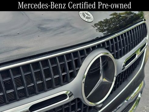 Certified 2025 Mercedes-Benz GLC 300 4MATIC image 4