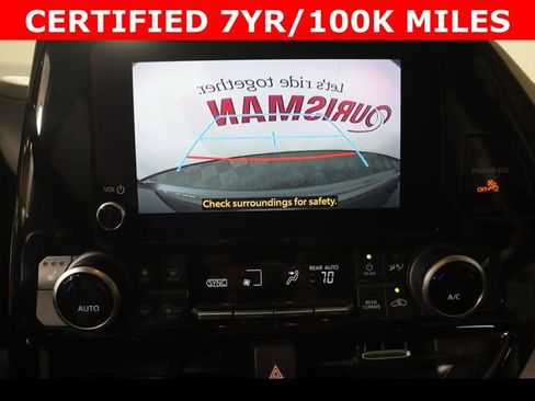 Used 2023 Toyota Highlander XLE FWD image 26