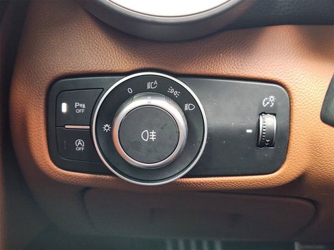 Used 2020 Alfa Romeo Giulia Ti Sport w/ Quick Order Package 22U Sport image 21