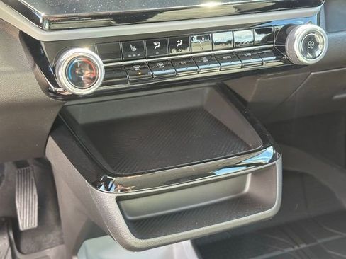 New 2027 Chevrolet Bolt LT w/ Comfort Package FWD image 10