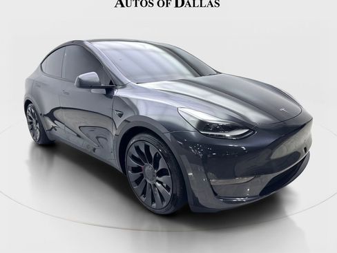 Used 2024 Tesla Model Y Performance image 4