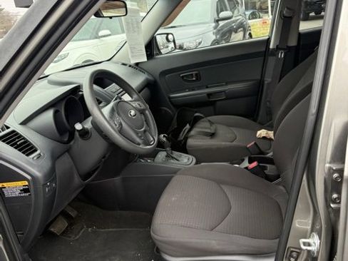 Used 2013 Kia Soul image 9