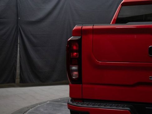 Used 2024 GMC Sierra 1500 Elevation w/ Preferred Package image 12