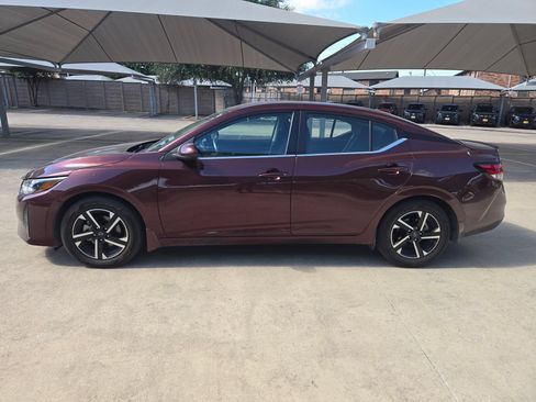 Used 2025 Nissan Sentra SV w/ All-Weather Package FWD image 6