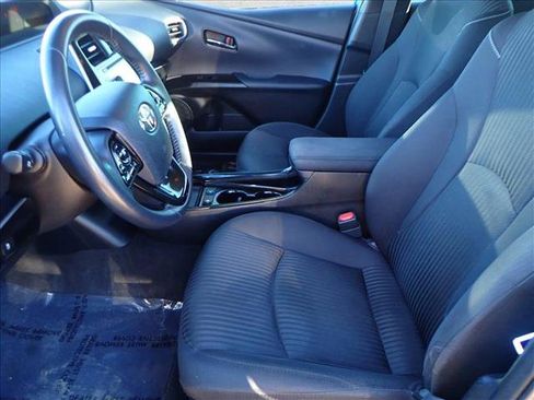 Used 2020 Toyota Prius Prime LE image 11