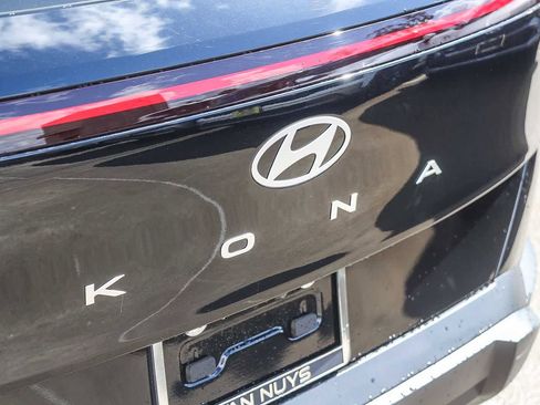 New 2026 Hyundai Kona SE image 14