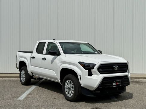 Used 2024 Toyota Tacoma SR image 7