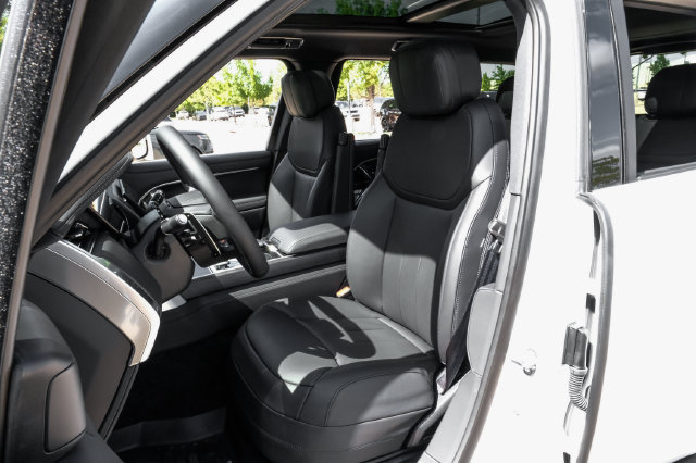 New 2026 Land Rover Range Rover SE AWD/4WD image 43