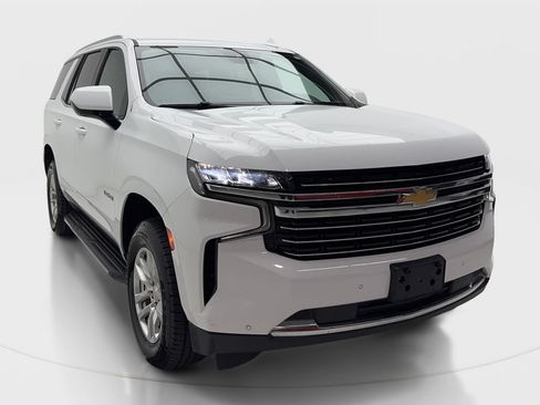Used 2024 Chevrolet Tahoe LT RWD image 2
