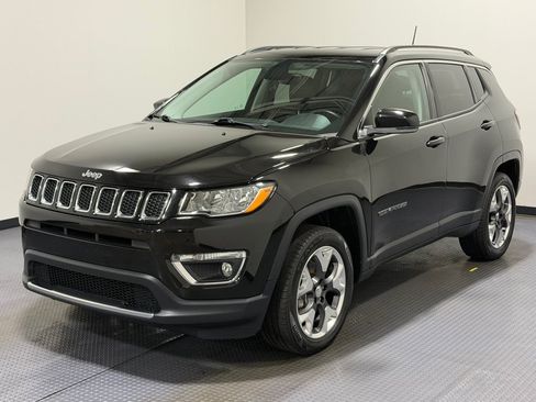 Used 2018 Jeep Compass Limited AWD/4WD image 1
