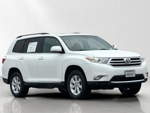 Used 2012 Toyota Highlander SE image 8