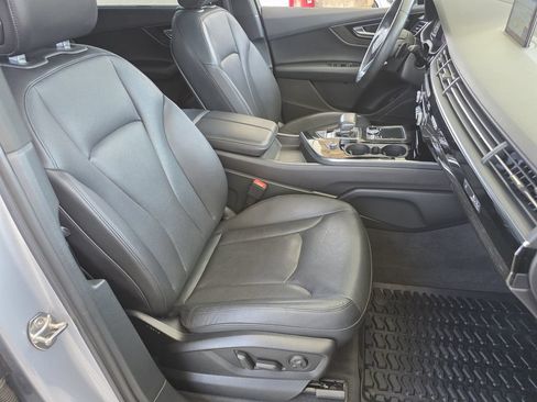 Used 2018 Audi Q7 3.0T Prestige w/ Prestige Package AWD/4WD image 25