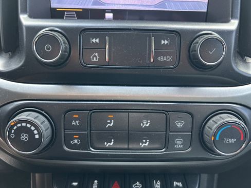 Used 2019 Chevrolet Colorado LT w/ LT Convenience Package RWD image 31