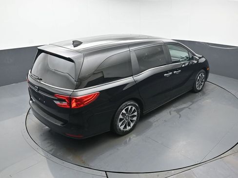 Certified 2024 Honda Odyssey EX-L image 42