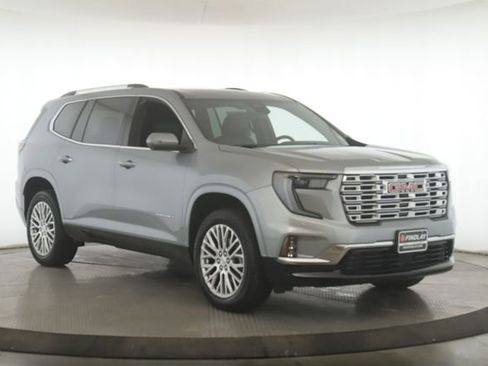 Used 2025 GMC Acadia Denali w/ LPO, Floor Liner Package image 2