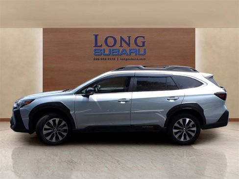 Certified 2025 Subaru Outback Limited image 14