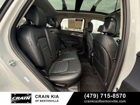 Certified 2025 Kia Sportage SX image 30
