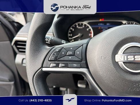 Used 2024 Nissan Altima 2.5 SV FWD image 16