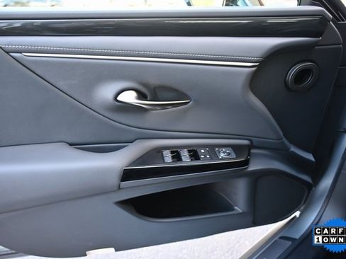 Used 2025 Lexus ES 350 image 18