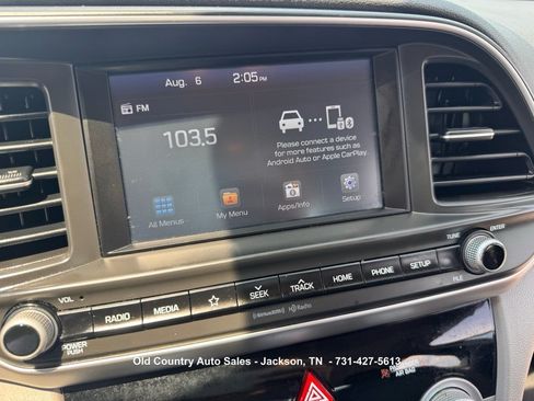 Used 2019 Hyundai Elantra SEL FWD image 26